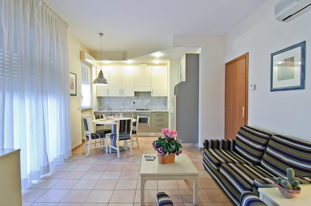 Residence I Triangoli Casal Palocco Szoba fotó